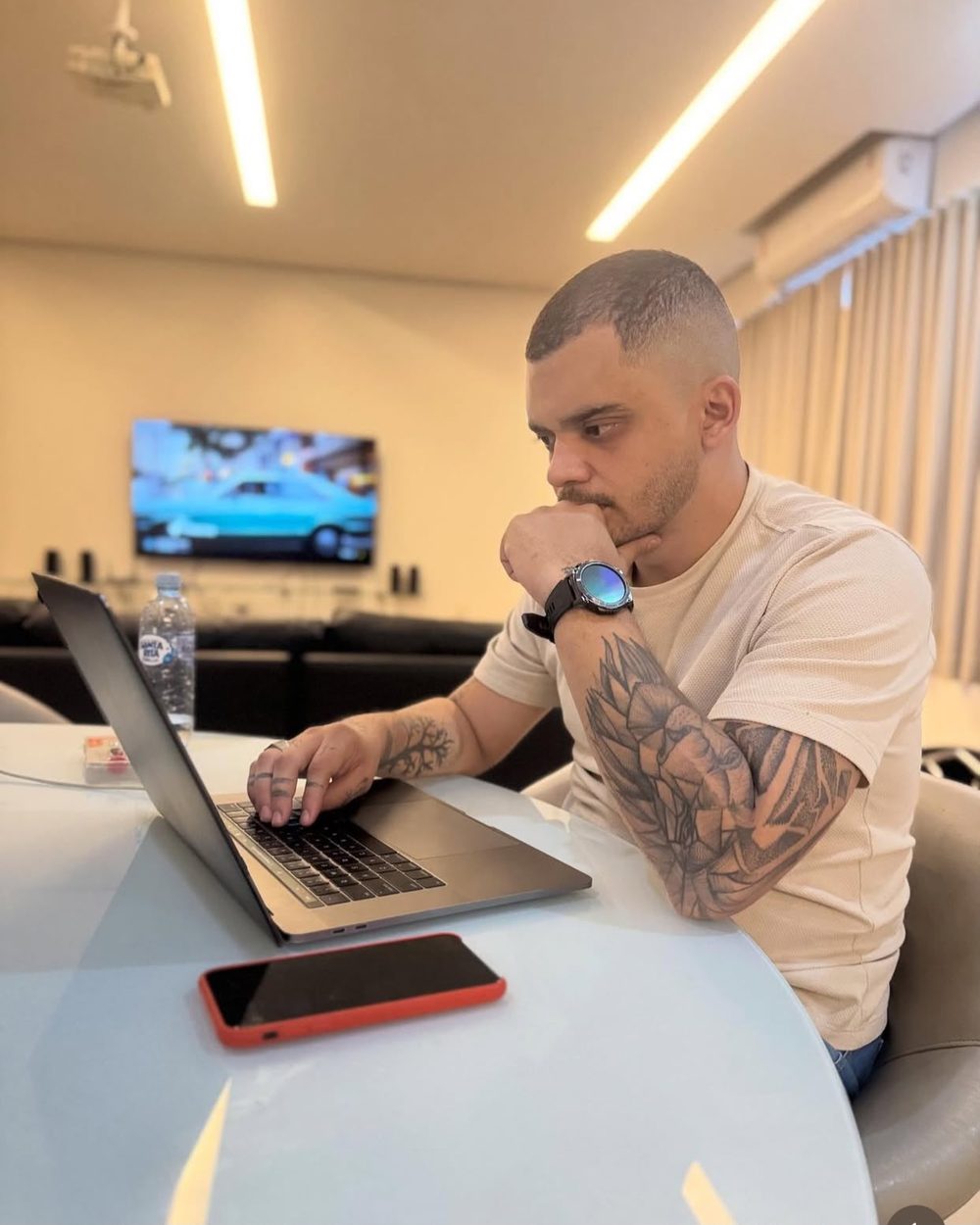 Brayan, videomaker e fotógrafo no Rio de Janeiro